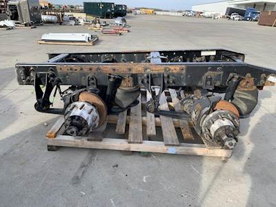 Used Meritor RRL23160 Tandem Cutoff with Fuelite Dead Axle