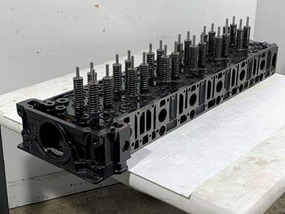 Rebuilt Detroit Diesel DD13 Cylinder Head
