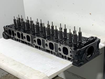 Rebuilt Detroit Diesel DD13 Cylinder Head