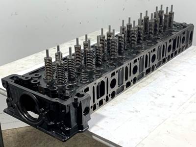 Rebuilt Detroit Diesel DD13 Cylinder Head