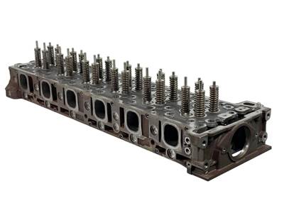 Rebuilt Detroit Diesel DD15 Cylinder Head