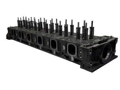 Rebuilt Detroit Diesel DD15 Cylinder Head