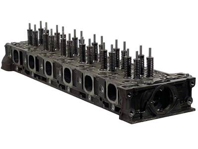 Rebuilt Detroit Diesel DD15 Cylinder Head