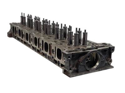 Rebuilt Detroit Diesel DD15 Cylinder Head