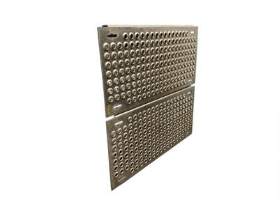 Used International RH613 Deck Plate