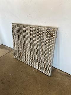 Used Peterbilt 386 Deck Plate