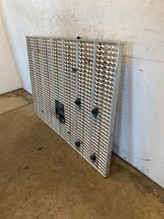 Used Peterbilt 386 Deck Plate