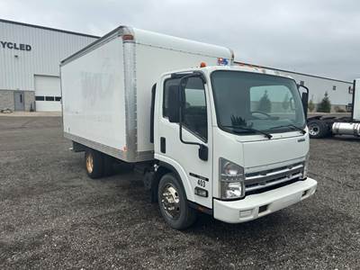 GMC W4500 Box Truck