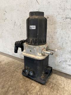 Used Freightliner Cascadia DEF Pump