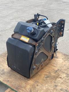 Used Freightliner Cascadia 126 DEF Tank