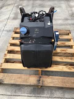 Used Freightliner Cascadia DEF Tank