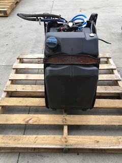 Used Freightliner Cascadia DEF Tank