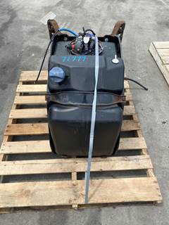 Used Freightliner Cascadia DEF Tank