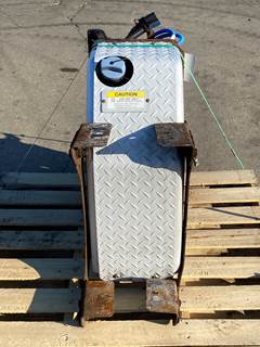 Used Freightliner Cascadia DEF Tank