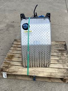 Used Freightliner Cascadia DEF Tank