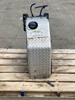 Used Freightliner Cascadia DEF Tank