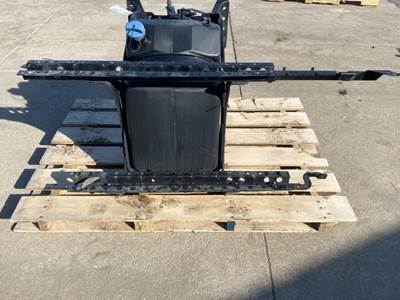 Used Freightliner Cascadia DEF Tank