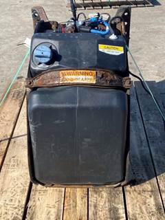 Used Freightliner Cascadia DEF Tank