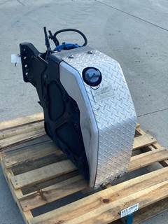 Used Freightliner Cascadia DEF Tank