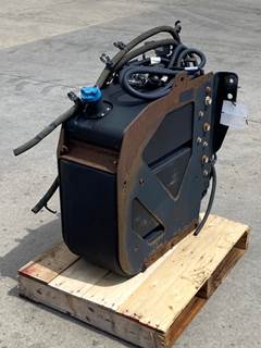 Used International LT625 DEF Tank