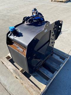 Used International LT625 DEF Tank