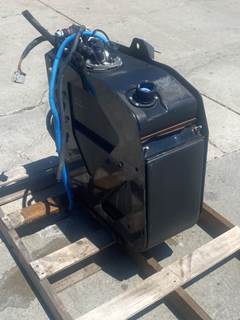 Used International RH DEF Tank