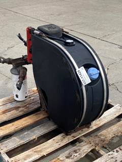 Used Kenworth T800 DEF Tank