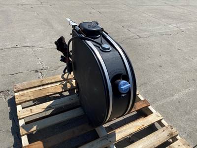 Used Kenworth T880 DEF Tank