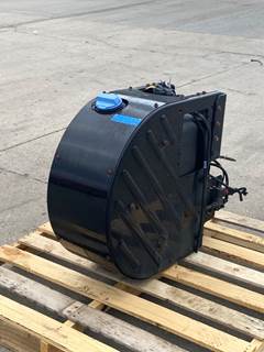 Used Mack CXU DEF Tank