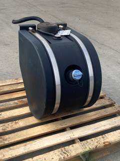 Used Peterbilt 386 DEF Tank