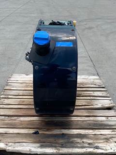 Used Volvo VNL Gen 2 DEF Tank