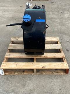 Used Volvo VNL Gen 2 DEF Tank