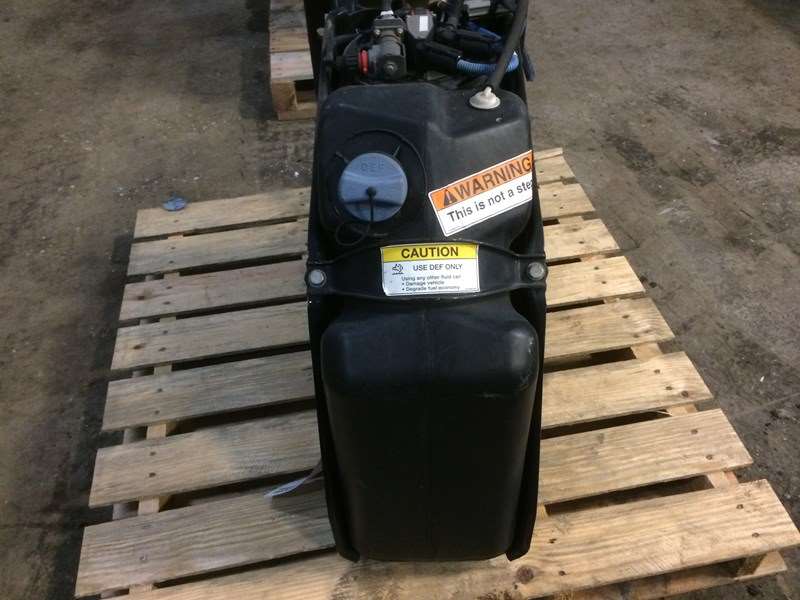 2015 Used Western Star DEF Tank For Sale Wyoming, MI 65710098