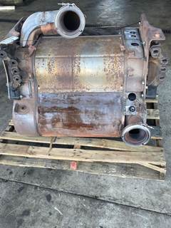 Reconditioned Detroit Diesel DD13 One Box