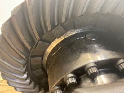 Used Eaton 21060S Rear Differential