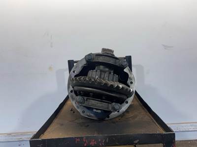 Used Meritor MDL2014X Differential - 3.25 Ratio - Locker