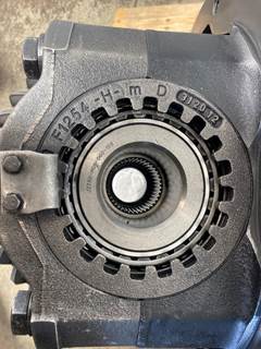 Used Meritor MD2014X Front Differential, Ratio 2.64, Non-locker