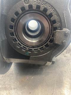 Used Meritor MR2014X Differential