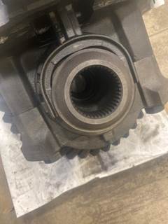 Used Meritor MRL2014X 3.08 Locker