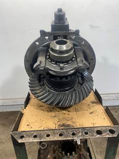Used Meritor MRL2014X Differential - 3.42 Ratio - Locker