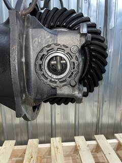 Used Paccar MR2014P Ratio 2.64 Non-Locker