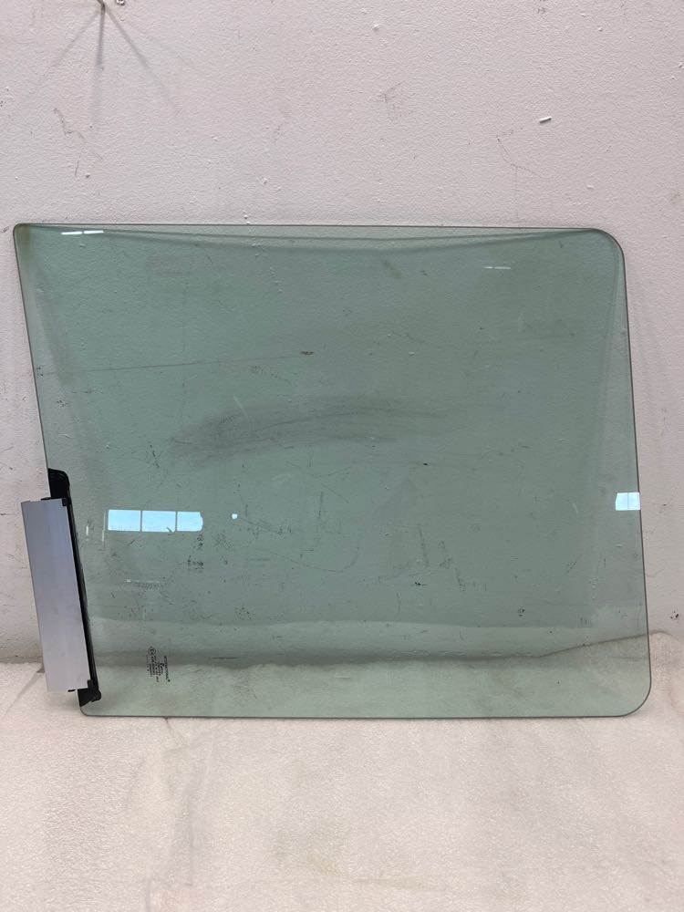 New International LH Door Window Glass For Sale Dorr, MI 3546062C1