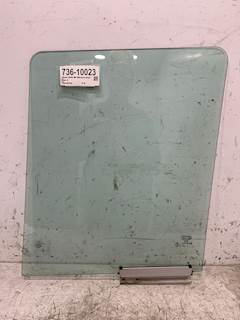 Used International 4300 RH Window Door Glass