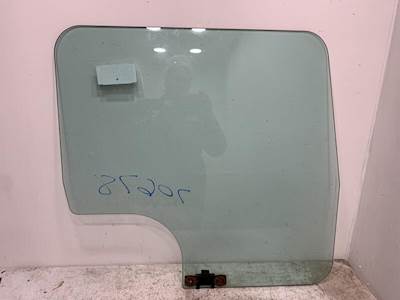 Used Kenworth T660 RH Window Glass