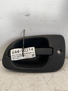 Used Freightliner Cascadia RH Exterior Door Handle