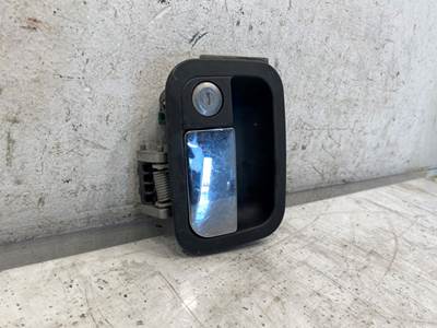 Used Kenworth T300 LH Exterior Door Handle