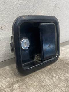 Used Mack Pinnacle RH Exterior Door Handle