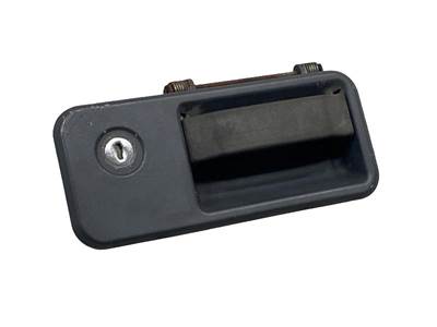 Used Volvo VNL Gen 2 LH Exterior Door Handle