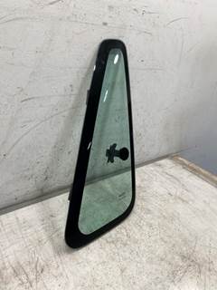 Used International Durastar LH Door Vent Glass