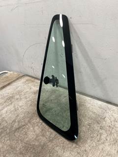 Used International Prostar RH Vent Window